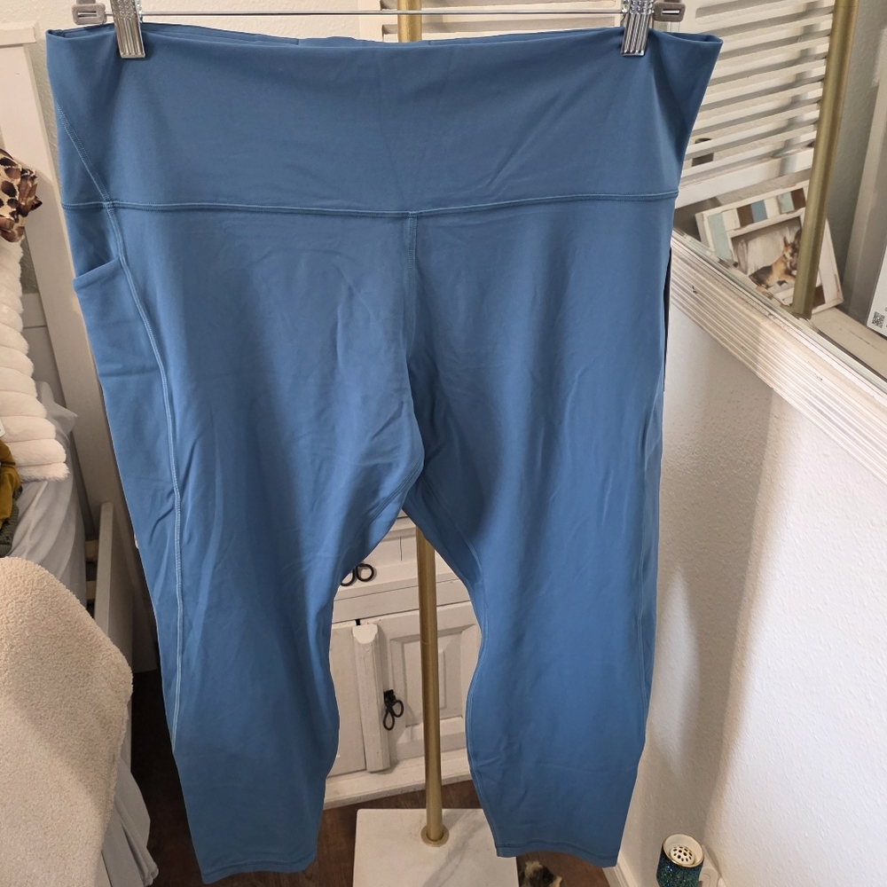 🆕️ Lululemon Align with Pockets 25" - Picture 3 of 8
